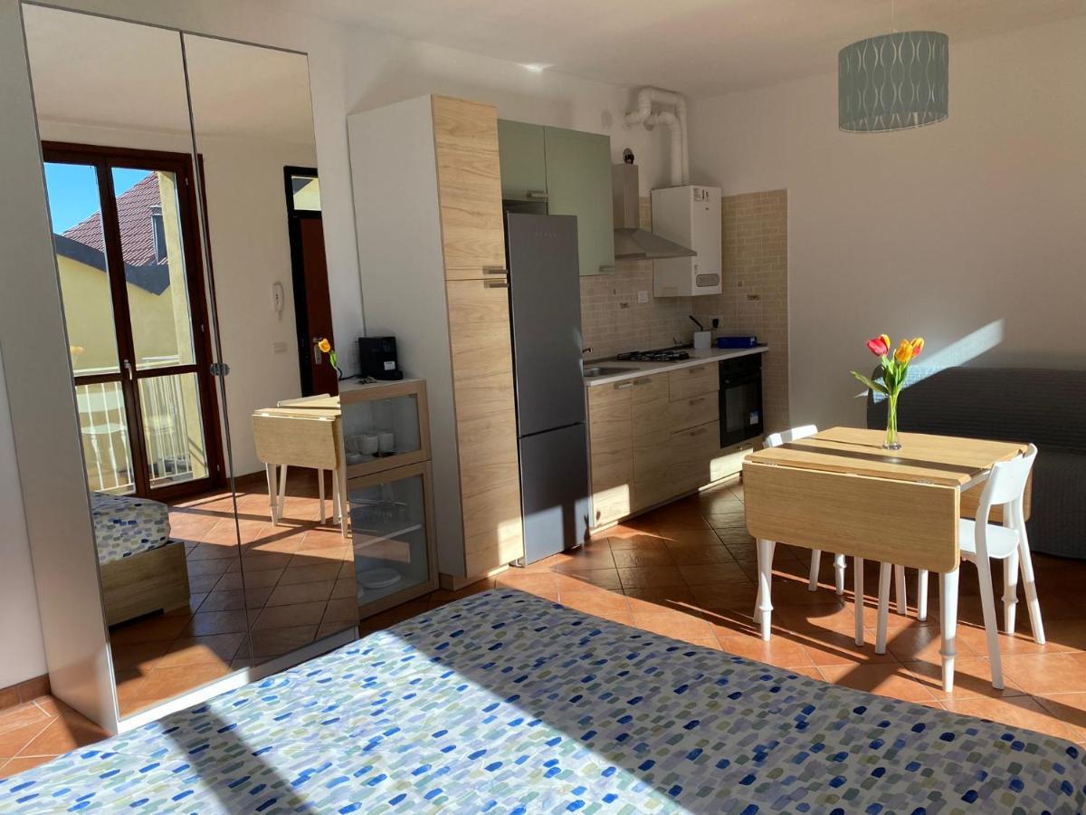 Apartamento Il Tulipano Trezzano Rosa Exterior foto
